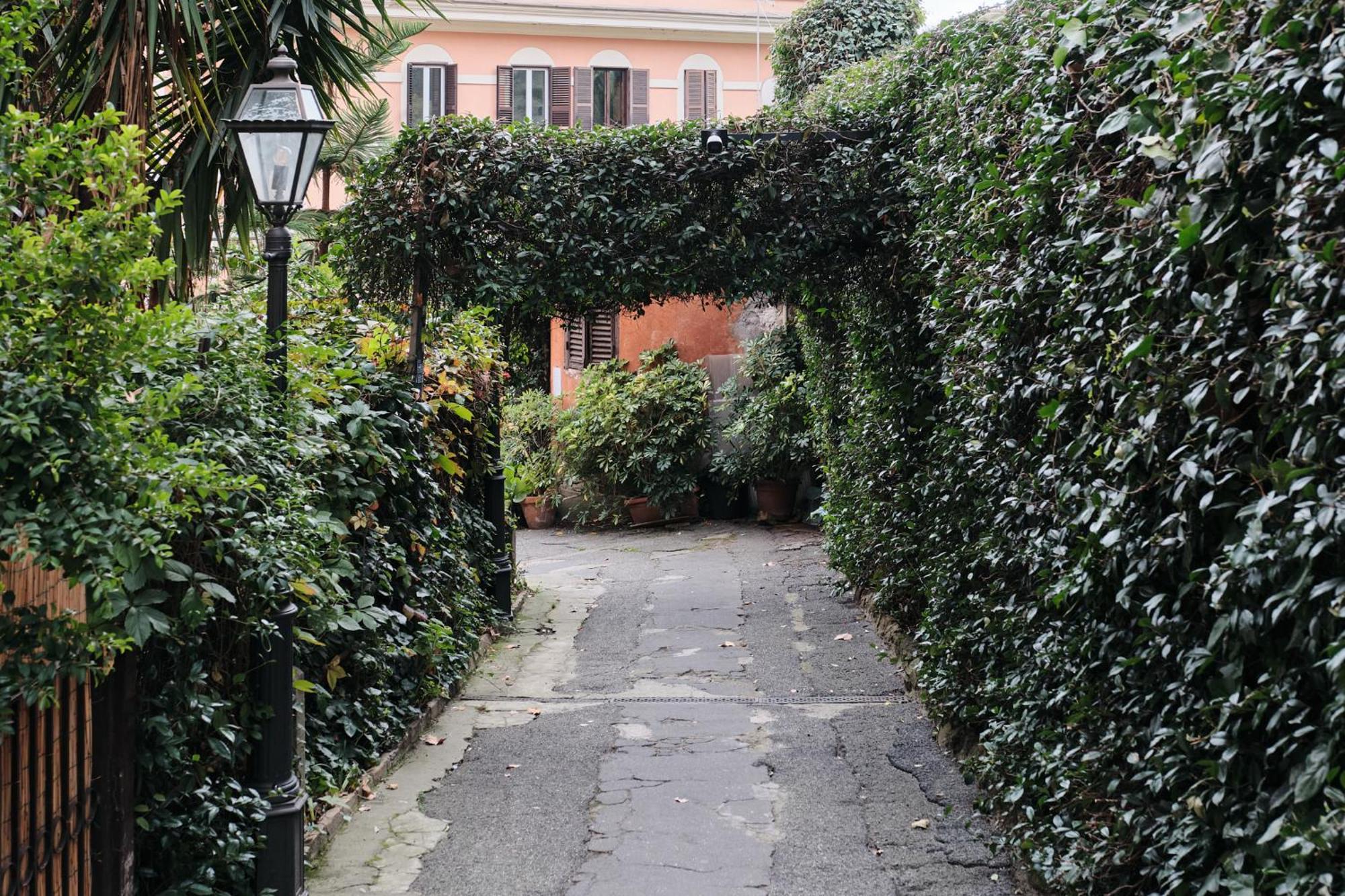 Trastevere- Flat Con Giardino, Ac, Wi-Fi & Netflix Рим Екстериор снимка